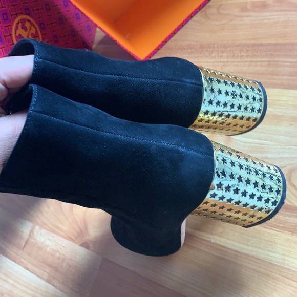Tory Burch Booties Black Gold Starred Heel - Picture 8 of 13